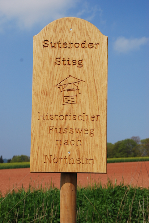 Holzschild Suteroder Stieg